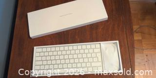 MaxSold Auction: Mac keyboard NEW - Tay (Ontario, Canada) SELLER MANAGED Downsizing Online Auction - Reeves Road