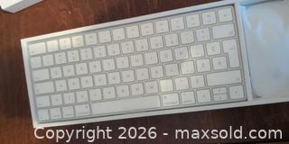 MaxSold Auction: Mac keyboard NEW - Tay (Ontario, Canada) SELLER MANAGED Downsizing Online Auction - Reeves Road