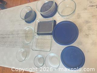 MaxSold Auction: Anchor Hocking Glass Food Storage Bowls with Plastic Lids (lot)p - Raleigh (North Carolina, USA) PARTNER MANAGED Downsizing Online Auction - Fern Stone Court