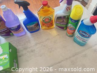 MaxSold Auction: Lot of Household Cleaning Products with Mop/Swiffer Accessories - Raleigh (North Carolina, USA) PARTNER MANAGED Downsizing Online Auction - Fern Stone Court