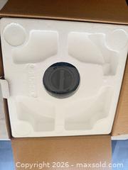 MaxSold Auction: WestBend Venti Hot Beverage Maker (Platinum Edition) - Raleigh (North Carolina, USA) PARTNER MANAGED Downsizing Online Auction - Fern Stone Court