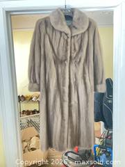 MaxSold Auction: Absolutely stunning Vintage Mink Coat and matching hat - Lanark Highlands (Ontario, Canada) SELLER MANAGED Downsizing Online Auction - Markle Road                  