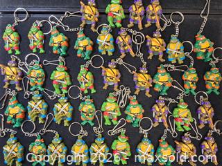 MaxSold Auction: vintage Teenage Mutant Ninja Turtles (TMNT) keychains  - Toronto (Ontario, Canada) SELLER MANAGED Reseller Online Auction - Dartmoor Drive