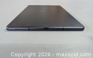 MaxSold Auction: Samsung Galaxy Tab A7 (likely) 10.4-inch Gray - London (Ontario, Canada) SELLER MANAGED Downsizing Online Auction - Brock Street