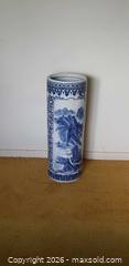MaxSold Auction: Elegant Chinese Blue & White Porcelain vase/ Stand with Landscape Motif - Toronto (Ontario, Canada) SELLER MANAGED Estate Sale Online Auction - Bridgeland Avenue (STORAGE)