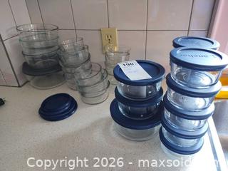 MaxSold Auction: Anchor Glass Food Storage Bowl Set with Blue Plastic Lids B - Toronto (Ontario, Canada) Downsizing Online Auction - Cross Street