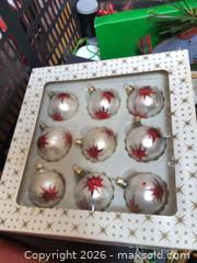 MaxSold Auction: Christmas Decorations B - Toronto (Ontario, Canada) Downsizing Online Auction - Cross Street