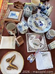 MaxSold Auction: Delft Blue & White Porcelain Assortment B - Toronto (Ontario, Canada) Downsizing Online Auction - Cross Street