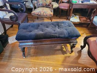MaxSold Auction: Entrance hallway bench  - Toronto (Ontario, Canada) SELLER MANAGED Estate Sale Online Auction - Amelia Street