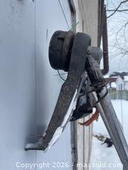 MaxSold Auction: 2 lawn trimmers/ edgers  - Ajax (Ontario, Canada) SELLER MANAGED Downsizing Online Auction - Poplar Avenue