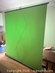 MaxSold Auction: Green screen  - Ajax (Ontario, Canada) SELLER MANAGED Downsizing Online Auction - Poplar Avenue