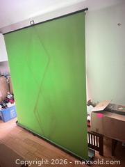 MaxSold Auction: Green screen  - Ajax (Ontario, Canada) SELLER MANAGED Downsizing Online Auction - Poplar Avenue