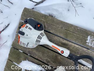 MaxSold Auction: Lawn trimmer - Ajax (Ontario, Canada) SELLER MANAGED Downsizing Online Auction - Poplar Avenue