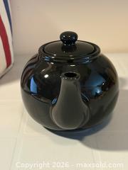 MaxSold Auction: New/Unused Black Teapot & Cover - Ottawa (Ontario, Canada) SELLER MANAGED Estate Sale Online Auction - Country Lane West