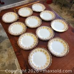 MaxSold Auction: Aynsley England Cobalt Blue & Gold Gilt Dinner Plates (11) - Leeds And The Thousand Islands (Ontario, Canada) SELLER MANAGED Downsizing Online Auction - Prince Street