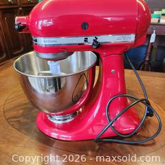 MaxSold Auction: KitchenAid  Tilt-Head Stand Mixer, Red (Gloss) - Leeds And The Thousand Islands (Ontario, Canada) SELLER MANAGED Downsizing Online Auction - Prince Street