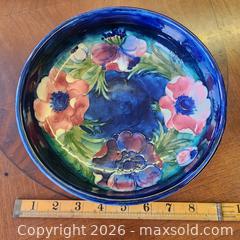MaxSold Auction: Moorcroft Hand-Signed Decorative Bowl, Deep Blue Floral - Leeds And The Thousand Islands (Ontario, Canada) SELLER MANAGED Downsizing Online Auction - Prince Street