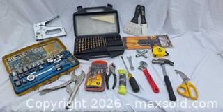 MaxSold Auction: Assorted Hand Tools (Mixed Lot) - San Jose (California, USA) SELLER MANAGED Downsizing Online Auction - North 24th Street