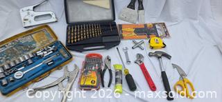 MaxSold Auction: Assorted Hand Tools (Mixed Lot) - San Jose (California, USA) SELLER MANAGED Downsizing Online Auction - North 24th Street