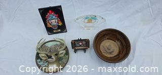 MaxSold Auction: Decorative Items - San Jose (California, USA) SELLER MANAGED Downsizing Online Auction - North 24th Street