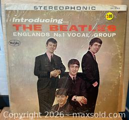 MaxSold Auction: Beatles - Introducing The Beatles - VJ 1062 - Toronto (Ontario, Canada) SELLER MANAGED Downsizing Online Auction - Yonge Boulevard