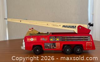 MaxSold Auction: 1970s Tonka No. 2 Aerial Ladder Fire Truck - Clarington (Ontario, Canada) SELLER MANAGED Reseller Online Auction -  Cedar Crest Beach Road