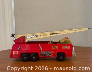 MaxSold Auction: 1970s Tonka No. 2 Aerial Ladder Fire Truck - Clarington (Ontario, Canada) SELLER MANAGED Reseller Online Auction -  Cedar Crest Beach Road