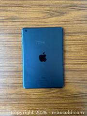 MaxSold Auction: iPad Mini Model MD961LL/A Version iOS 9.3.5 & Accessories - Clarington (Ontario, Canada) SELLER MANAGED Reseller Online Auction -  Cedar Crest Beach Road