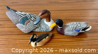 MaxSold Auction: Vintage Duck Decoys- Artist Hand-painted & carved  - Clarington (Ontario, Canada) SELLER MANAGED Reseller Online Auction -  Cedar Crest Beach Road