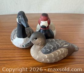 MaxSold Auction: Vintage Hand Painted Duck Decoys & Canadian Goose - Clarington (Ontario, Canada) SELLER MANAGED Reseller Online Auction -  Cedar Crest Beach Road
