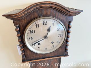 MaxSold Auction: Oak Longcase/Floor Clock with Barley-Twist Columns - Victoria (British Columbia, Canada) PARTNER MANAGED Moving Online Auction - Slater Street (CONDO)