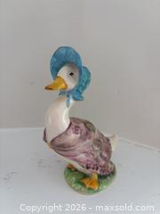 MaxSold Auction: Beswick Goose A - London (Ontario, Canada) PARTNER MANAGED Moving Online Auction -  Northumberland Road (CONDO)
