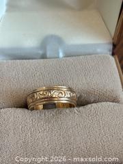 MaxSold Auction: Gold Ring A - London (Ontario, Canada) PARTNER MANAGED Moving Online Auction -  Northumberland Road (CONDO)