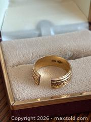 MaxSold Auction: Gold Ring A - London (Ontario, Canada) PARTNER MANAGED Moving Online Auction -  Northumberland Road (CONDO)