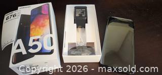 MaxSold Auction: Samsung Phone. A - London (Ontario, Canada) PARTNER MANAGED Moving Online Auction -  Northumberland Road (CONDO)