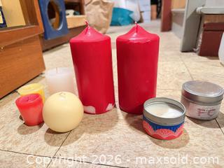 MaxSold Auction: Assorted Candles Lot — Tea Lights, Tapers, Pillars, Beeswax - Wellesley (Massachusetts, USA) PARTNER MANAGED Downsizing Online Auction - Mayo Road