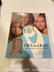 MaxSold Auction: Clairol LM-1 Lighted Makeup Mirror, Ivory/Beige - Wellesley (Massachusetts, USA) PARTNER MANAGED Downsizing Online Auction - Mayo Road