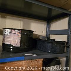 MaxSold Auction: Graniteware Black Speckle Enamel Roaster, Lobster Pot, Bundt Pan - Wellesley (Massachusetts, USA) PARTNER MANAGED Downsizing Online Auction - Mayo Road