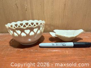 MaxSold Auction: Lenox Porcelain 4-Piece Ivory & Gold Trim Mixed Dinnerware - Wellesley (Massachusetts, USA) PARTNER MANAGED Downsizing Online Auction - Mayo Road