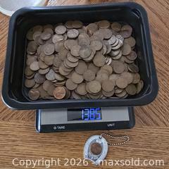 MaxSold Auction: Mixed Lincoln Pennies (Wheat & Memorial) Lot - Wellesley (Massachusetts, USA) PARTNER MANAGED Downsizing Online Auction - Mayo Road
