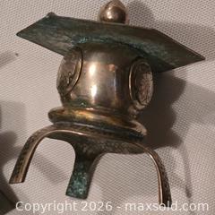 MaxSold Auction: Silver Lot: Pie Servers, Creamer, Decorative Pieces & Flatware - Wellesley (Massachusetts, USA) PARTNER MANAGED Downsizing Online Auction - Mayo Road