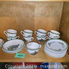 MaxSold Auction: Spode Christmas Tree Porcelain Dinnerware Set, 13–25 pcs - Wellesley (Massachusetts, USA) PARTNER MANAGED Downsizing Online Auction - Mayo Road