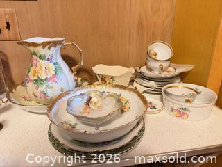 MaxSold Auction: Victorian-Style Tea Service, Pitcher and Bowl Set, Serving Dishes, More  - Wellesley (Massachusetts, USA) PARTNER MANAGED Downsizing Online Auction - Mayo Road
