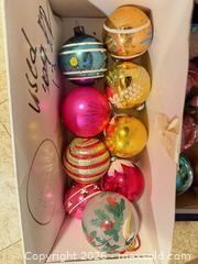 MaxSold Auction: Vintage Mid-Century Multicolor Glass Christmas Ornaments, Lot of 21–50 - Wellesley (Massachusetts, USA) PARTNER MANAGED Downsizing Online Auction - Mayo Road