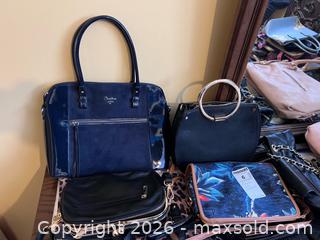 MaxSold Auction: Assorted Genuine, fabric and Faux Leather Purses B - Kitchener (Ontario, Canada) Estate Sale Online Auction - Fischer-Hallman Road