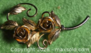 MaxSold Auction: Bond Boyd sterling Floral Brooch with gold. Jewelry. - Burnaby (British Columbia, Canada) SELLER MANAGED Downsizing Online Auction - Claude Avenue