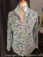 MaxSold Auction: IBKUL Sun protective fashionable Long sleeve shirt.  Medium - Burnaby (British Columbia, Canada) SELLER MANAGED Downsizing Online Auction - Claude Avenue