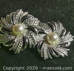MaxSold Auction: Jewelry. 3 pairs Silver Tone Beautiful Clip on earrings - Burnaby (British Columbia, Canada) SELLER MANAGED Downsizing Online Auction - Claude Avenue