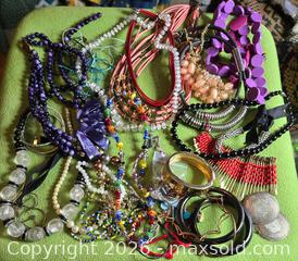 MaxSold Auction: Jewelry. Assorted Lot A. - Burnaby (British Columbia, Canada) SELLER MANAGED Downsizing Online Auction - Claude Avenue