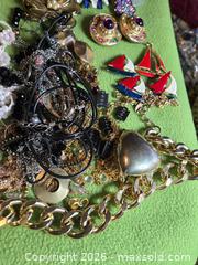 MaxSold Auction: Jewelry. Assorted Lot B - Burnaby (British Columbia, Canada) SELLER MANAGED Downsizing Online Auction - Claude Avenue